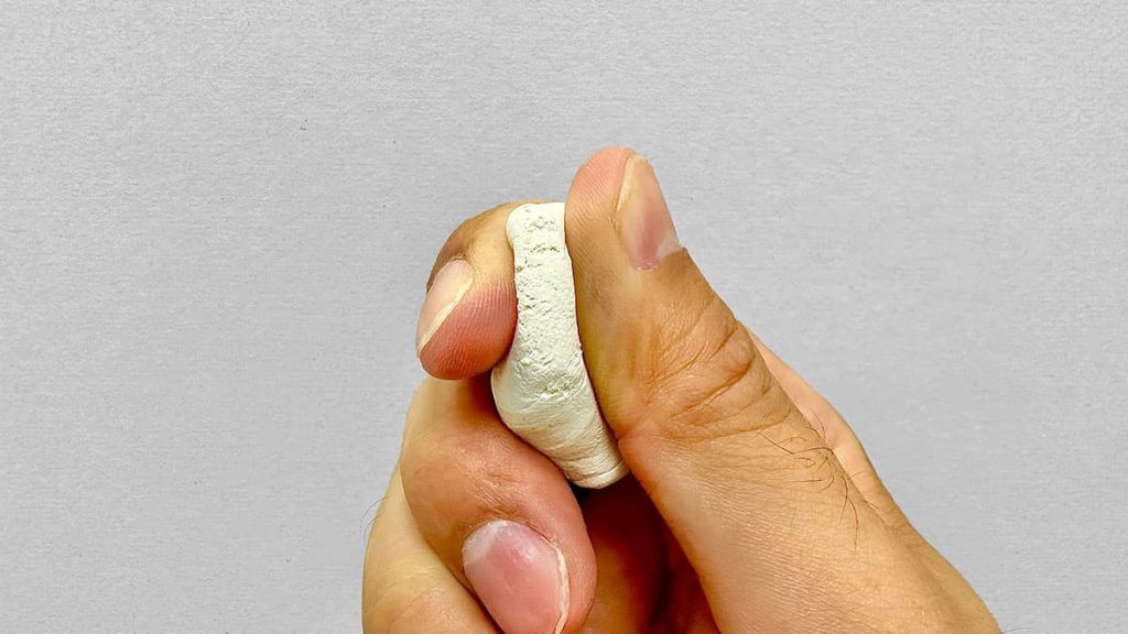 デッサンの必需品「練りゴム」