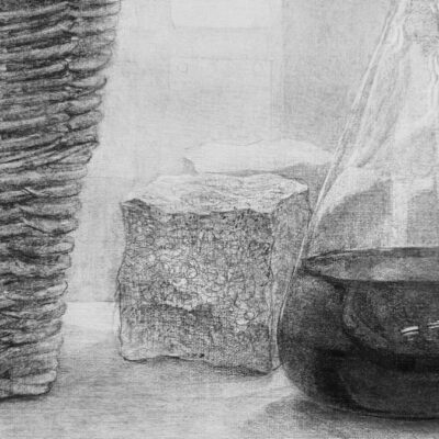 フラスコのある静物を木炭で描く：制作プロセス